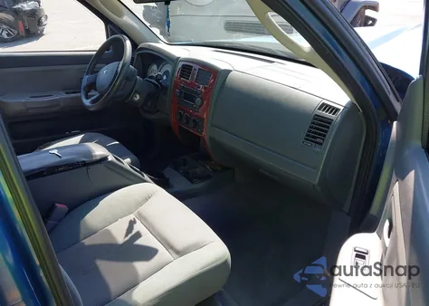 2005 Dodge Dakota Slt from USA, damaged, VIN 1D7HW48N05S319621